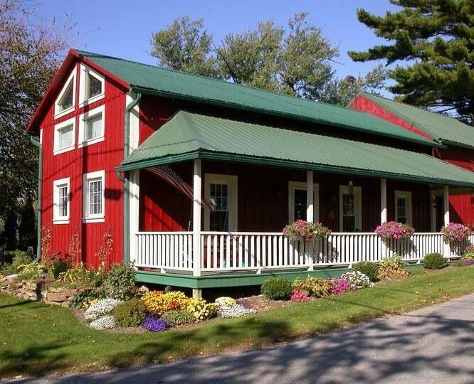 Grapevine House Hotel Winesburg Exterior photo